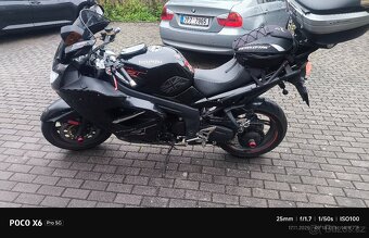 Triumph Sprint 1050st - 7