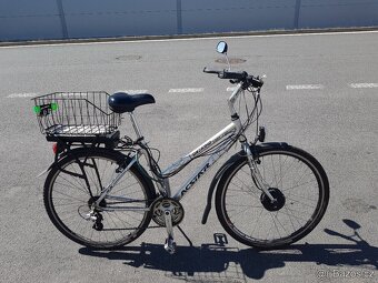 Dámské elektrokolo s košíkem na nákupy - 7