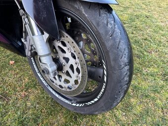 Yamaha FZR 1000, 1995, poslední model - 7