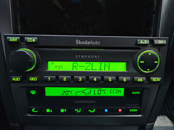 Škoda Octavia Superb autoradio Symphony CD - 7