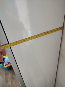 Koupelnová skříňka - 7