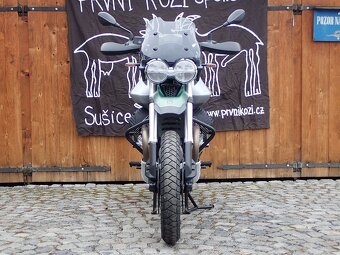 MOTO GUZZI  V 85 TT E5 - 7