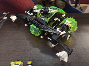LEGO Space 6981 Aerial Intruder - 7