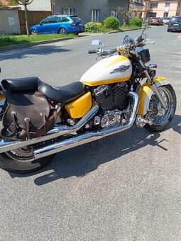 Honda Shadow 1100 VT - 7