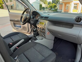 Mazda 2 - 7