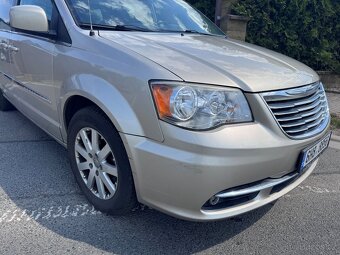 Chrysler Town Country 3,6 LPG Limited DVD 2014 - 7