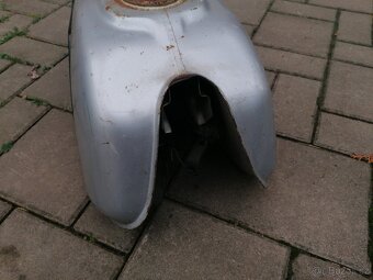 Predám nádrž na Jawa 350/ 638, 639, 632 - 7