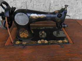 STAROŽITNÝ ŠÍCÍ STROJ DURKOPP - 7