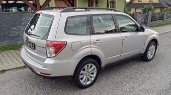 Subaru Forester 2.0 benzín - 7