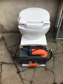 Kazetové WC THETFORD C263-S - bílá keramika - 7