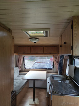 Karavan Burstner Club 3911 676kg - 7