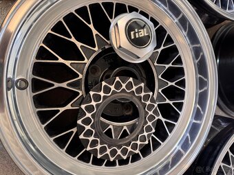 Límcová kola Rial Mesh 8Jx16 + 9Jx16 BMW - 7