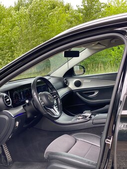 Mercedes e - 7