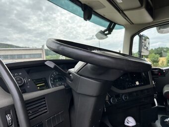 Prodám tahač Volvo Lowdeck FH 460 r.v 4/2016 najeto 733000km - 7