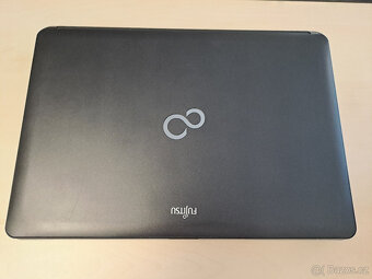 Fujitsu LifeBook S762 - 7