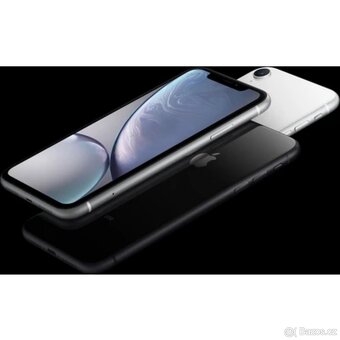 Apple iPhone XR 64GB Black - 7