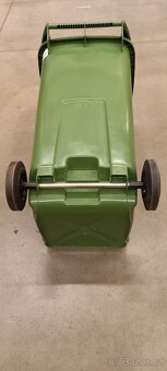 Plastová popelnice 240L - 7