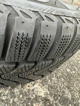 Zimní pneu 205/55R16 ,5x112 - 7