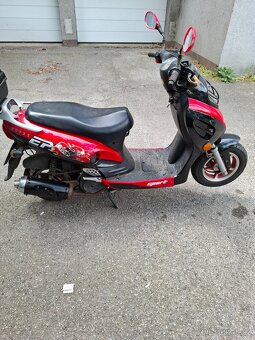 Skútr 125 - 7