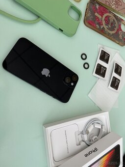 Iphone 14 256 GB s přislušenstvím - 7