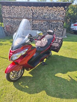 Suzuki Burgman 400 - 7