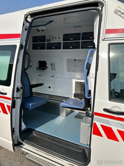 VW T6 2.0 TDI Sanitní vůz 4x4 - DSG - 7