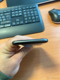 Iphone 8 64Gb černý 100% baterie - 7