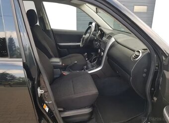 Suzuki Grand Vitara 2.4i Comfort benzín 124kw - 7
