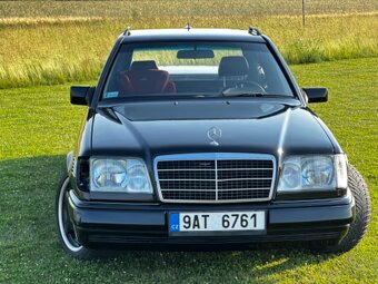 Mercedes-Benz W124 300E/24 PICK-UP - 7