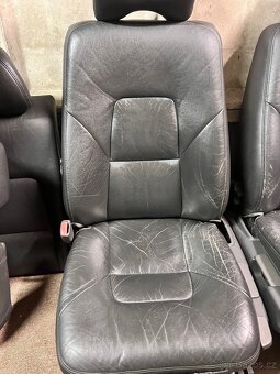 Černé sedačky Volvo S80 - 7