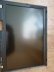 Prodam monitor na notebook Lenovo ThinkPad R61 - 7