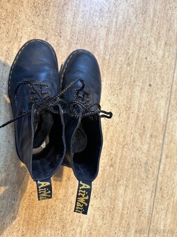 Dr. Martens - 7