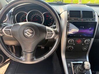 Suzuki Grand Vitara 2.4 benzin facelift 2010 4x4 bez koroze - 7