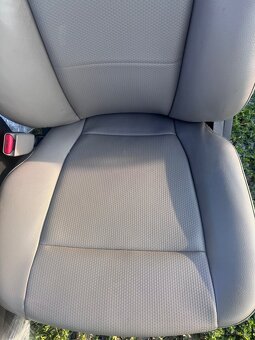 Ford F-150 kompletní sedačky 2015-2019 - 7