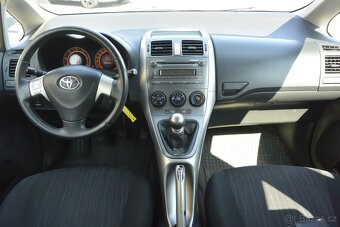 PRODÁM Toyota Auris 2.0D-4D - 7