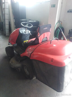 Zahradní traktor AG 122 - 7