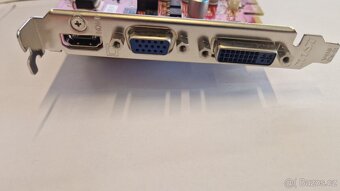 Grafické karty PCI-E plně funkční - 7