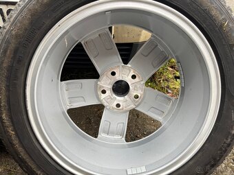 7,5mm Zimní  VW Passat B8 215 55 17 5x112 R17 - 7