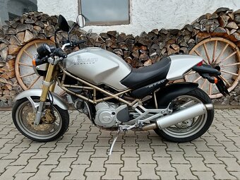DUCATI MONSTER 750 - 7