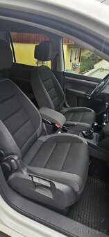 Volkswagen Touran 1.6 TDI 77 KW - 7