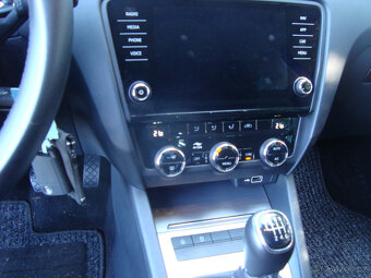 Škoda Octavia 3 combi 2.0TDi,101.400km - 7