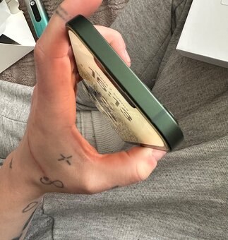iPhone 13 - 7
