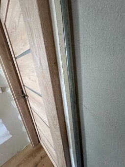 Prodám nové 2 dveře 80 (levé a pravé) PORTA s obložkou - 7