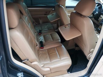 Prodám VW Touran R-Line 2,0 Tdi, 103kw ,rok výroby 2007 - 7