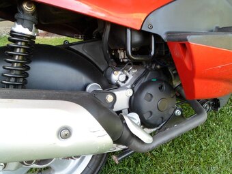 Yamaha Skyliner 125 - 7