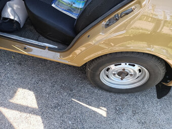 Prodám Škoda 105L, rv. 1983. 1xxxx km - 7