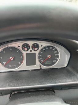 Ford galaxy - 7