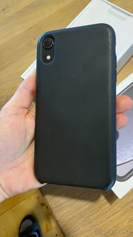 iPhone XR 64GB černý - 7