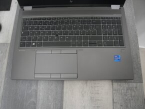 HP ZbooK FURY 15 G8 i7 32GB 1TB Záruka Nové - 7