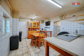 Prodej rodinného domu, 560 m², Hora Svatého Šebestiána - 7